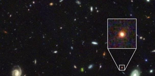 Webb Telescope Shows Features Of The Oldest Massive And Dense Galaxy ...